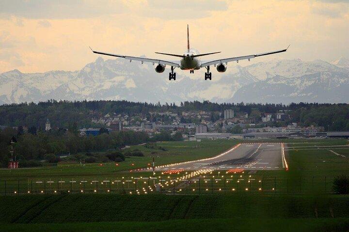 Private Airport Transfer from Hotel to Larnaca Airport in a 6-seater taxi
