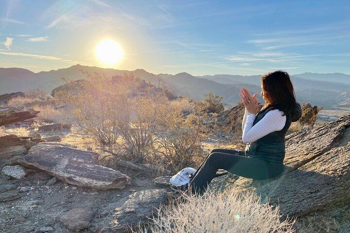 Mountain Sunrise Hike och Meditation i Palm Springs