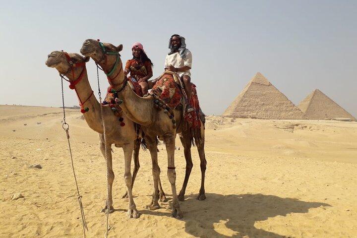Piramidi di Giza, Grand Museum e bazar locali dall'aeroporto del Cairo