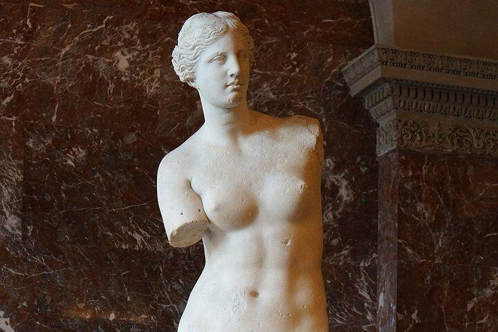Louvre Museum - Private Family Tour with Da Vinci Treasure Hunt