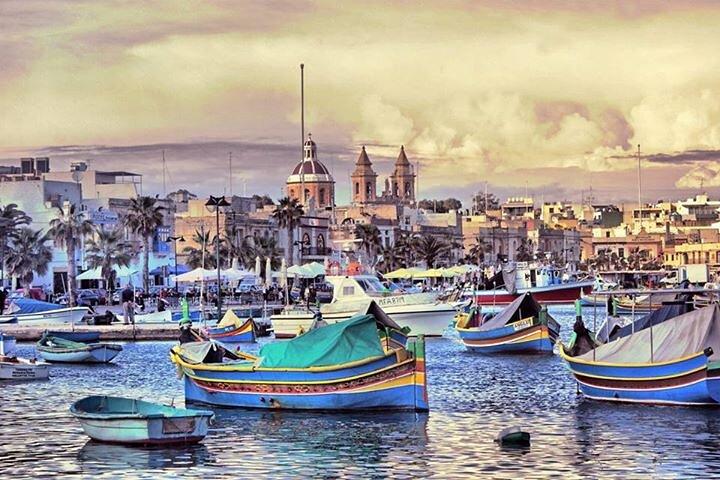 Tour Blaue Grotte und Sonntagsmarkt Marsaxlokk Fischerdorf