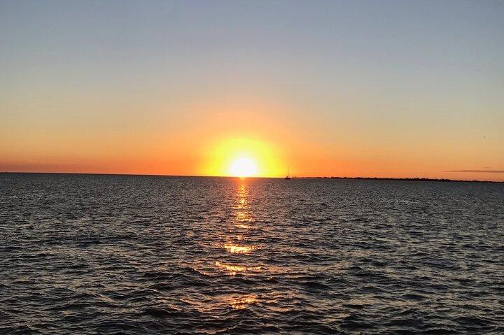 Vela ao pôr do sol no sudoeste da Flórida