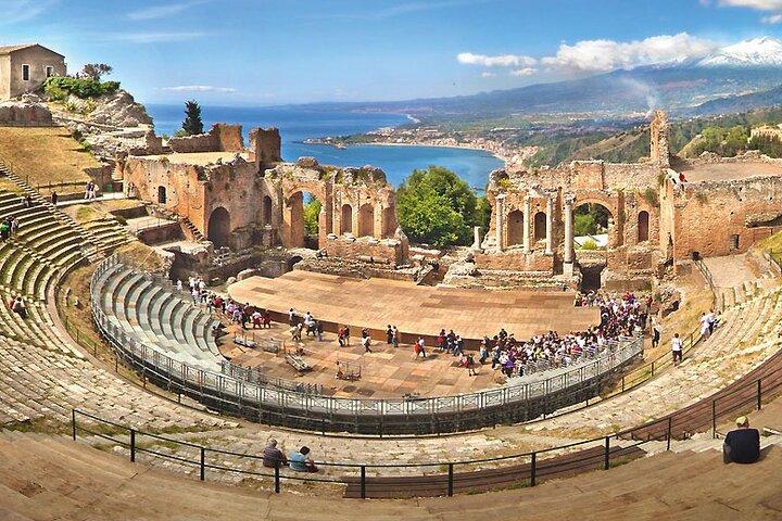Almoço e degustação de vinhos no vulcão Taormina e Etna saindo de Messina ou Catania Port ShorExc