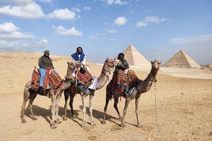 Pyramider och Cairo Day Tour från Hurghada med inrikes returflyg