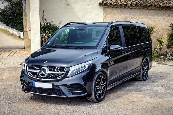 Airport Transfer: New Airport IST to Istanbul by Luxury Van