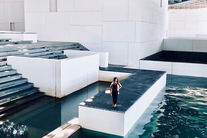 Entrada al Museo del Louvre en Abu Dhabi