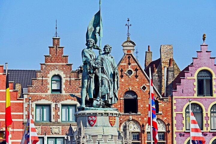 Brugge Food Dagtrip met kleine groep vanuit Parijs per minibus