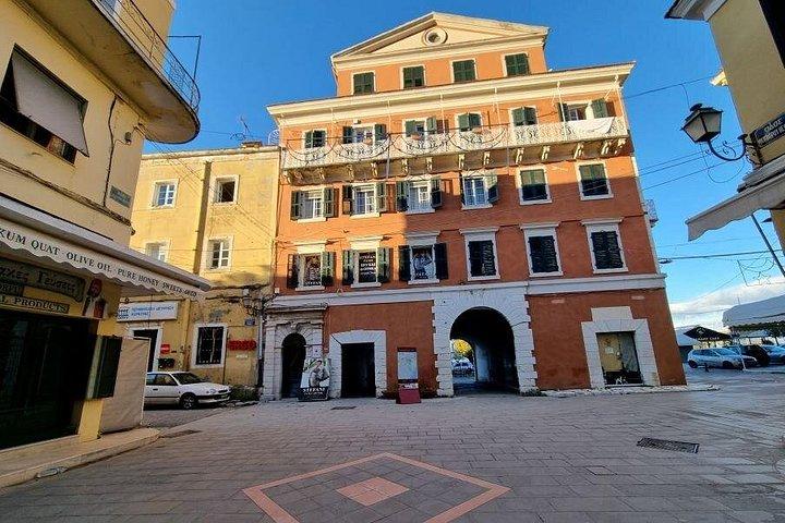 Corfu Town: Small Group Walking Tour