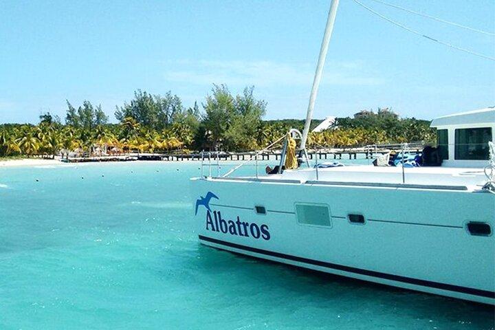 Catamarano a prezzo speciale per Isla Mujeres da Cancun