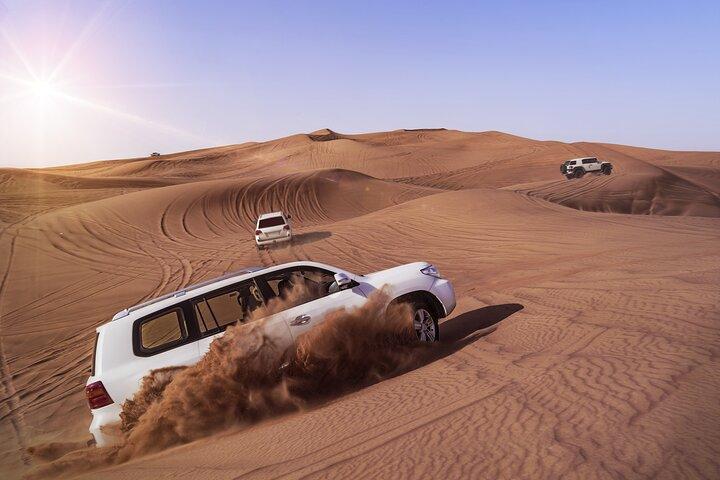 Dubai aften ørken safari med spændende dune buggy eventyr