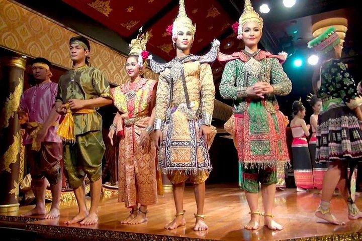 Gourmet Dinner & Spectacular Show at Mandarin Oriental