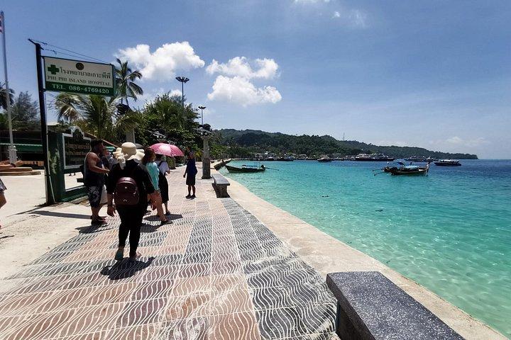 Phi Phi Island Hopping Day Trip by Speed Boat from Phuket