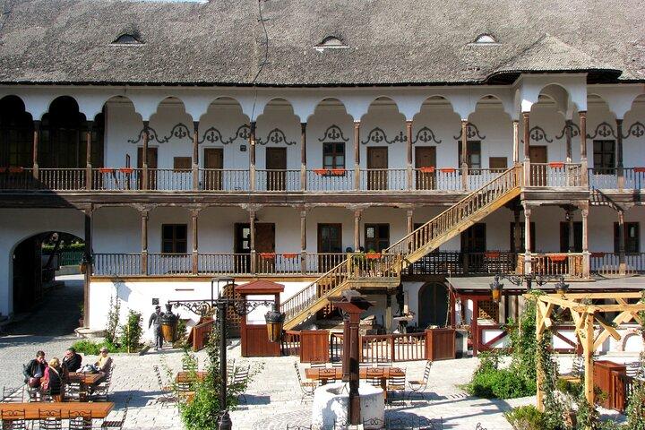 Bukarest Highlights Walking Tour