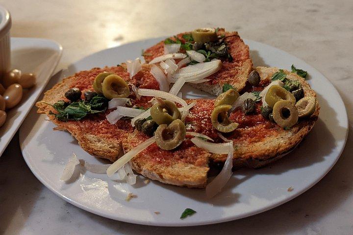 バレッタ フード ツアー - 地元の人のように食べる