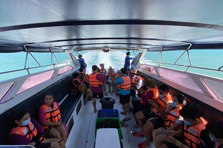 プーケットからスピードボートでパナックとジェームズボンド島へのパンガー湾日帰り旅行