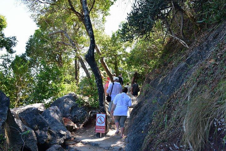 プーケットからスピードボートでパナックとジェームズボンド島へのパンガー湾日帰り旅行