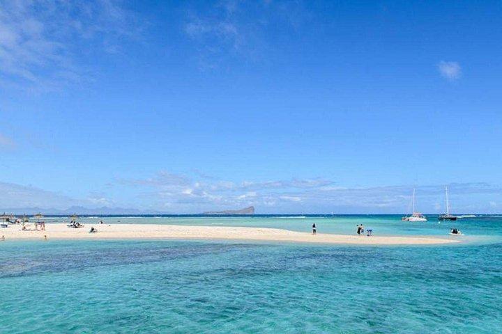 イロット・ガブリエル、コイン・ド・ミール、フラット島へのプライベートスピードボート
