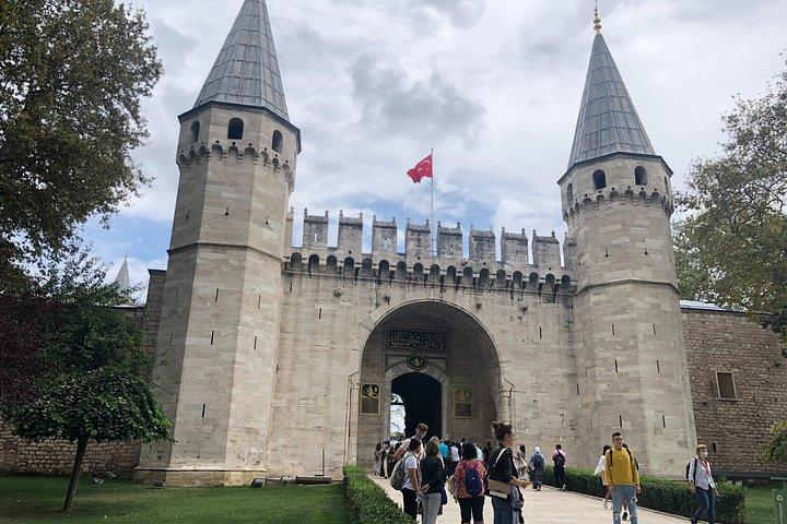 Historical Tour of Istanbul Old City with Expert Tour Guide