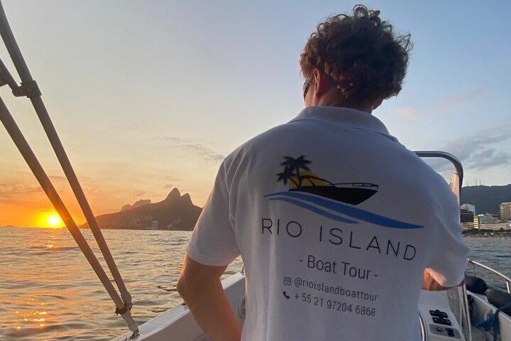 Rio de Janeiro: Speedbådstur med solnedgang og øl!