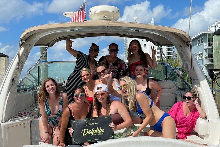 Miami Yacht Party – Entdecken Sie geheime Orte mit Kapitän & Getränke