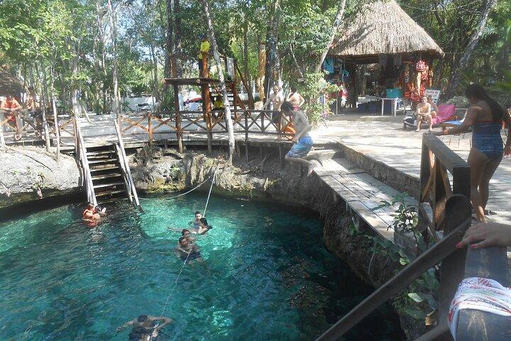 Águas Sagradas: 3 Cenotes e lagoa escondida de Cancún