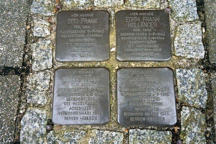 História de Anne Frank, Distrito Judeu de Amsterdã, Segunda Guerra Mundial