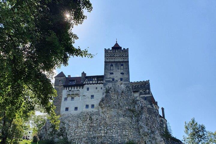 Rundtur i Bran SLOTT + Peles slott + Brasov City från Bukarest - Privat TUR