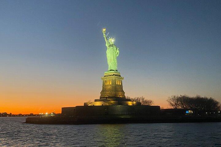 Freiheitsstatue Ellis Island Kreuzfahrt & optionales 1 Weltticket