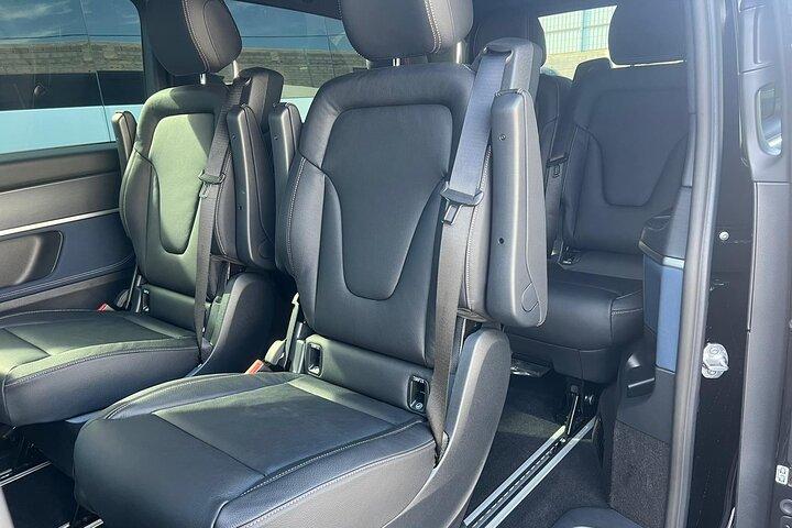 Location de 8 heures dans une voiture de luxe et chauffeur / guide privé officiel à Tenerife
