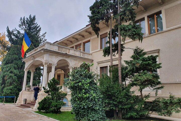 Visite privée de 10 h du communisme de Ceausescu à Bucarest plus la tombe de Dracula