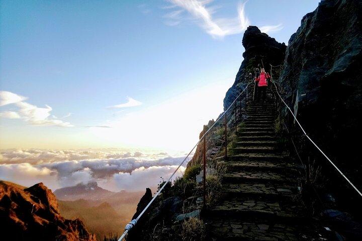 Pico do Areeiroまたはその他のカスタムでのプライベートサンライズガイド付きハイキング