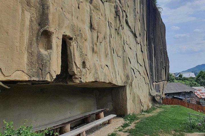 Private 2 Days Caves in Romania with Brancusi Opera