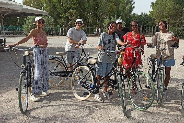 自転車ツアー！アテネの地元の宝物を巡る