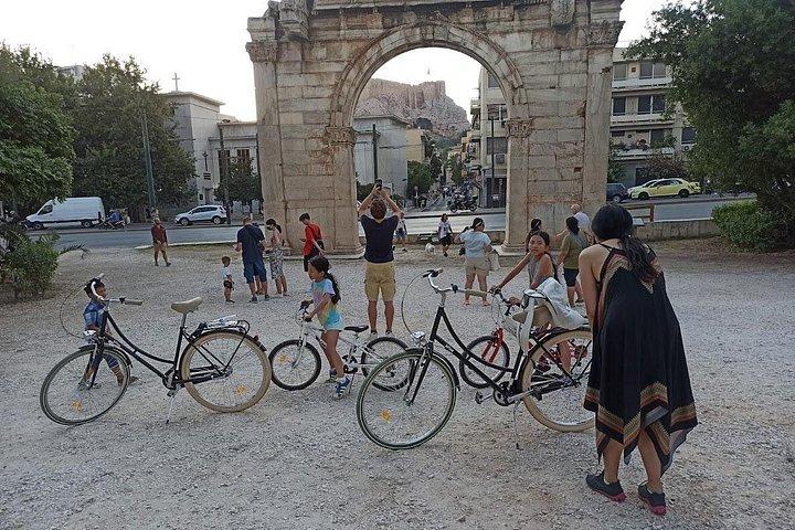自転車ツアー！アテネの地元の宝物を巡る