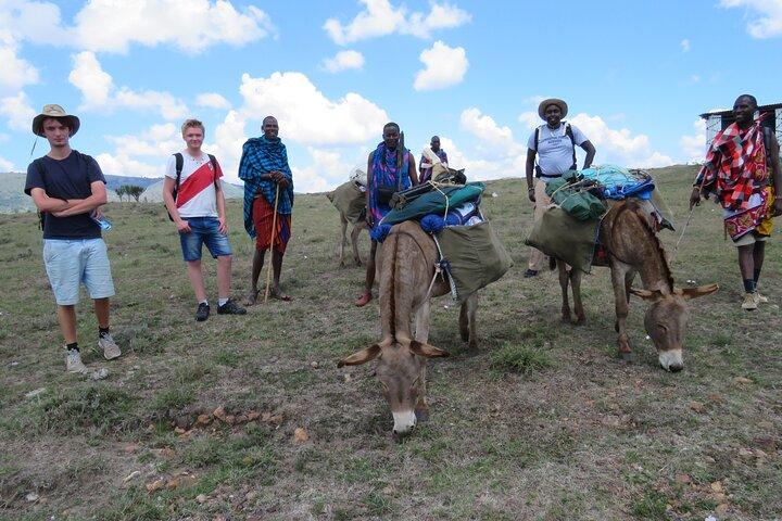 6 giorni e 5 notti di campeggio e passeggiate nella foresta di Masai Mara Loita