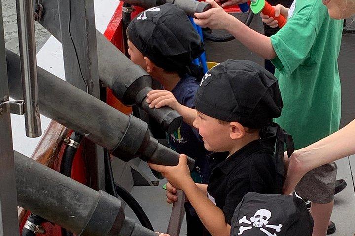 パイレーツ オブ チャールストン: パイレーツ アドベンチャーとリバー クルーズ