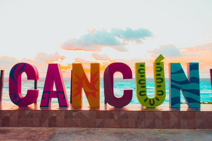 Cancun Stadtrundfahrt + El Meco Ruinen Rundfahrt Transport