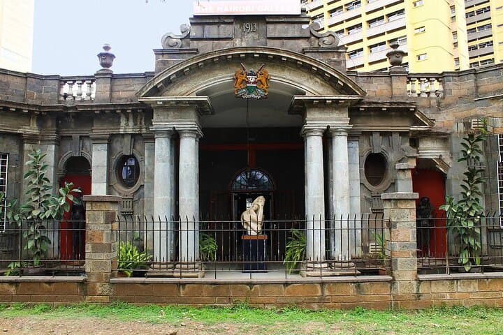 Private Day Tour to Nairobi Art Galleries