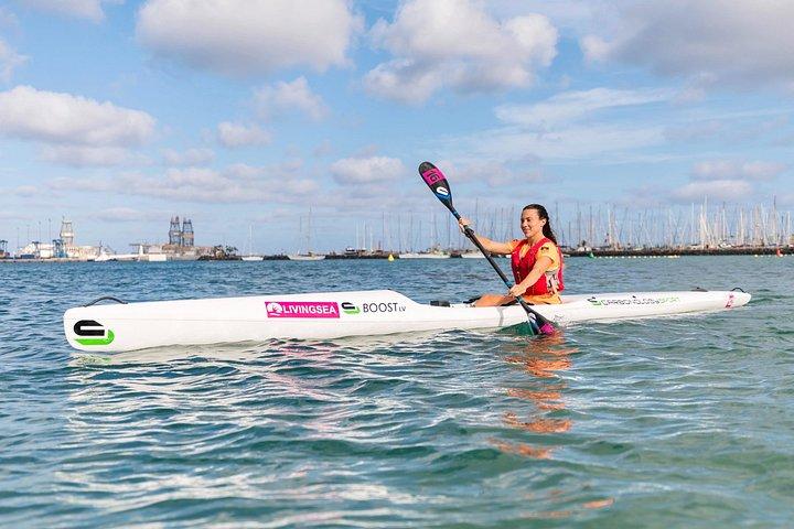 ラス パルマス デ グラン カナリアの海での 2 時間のカヌー
