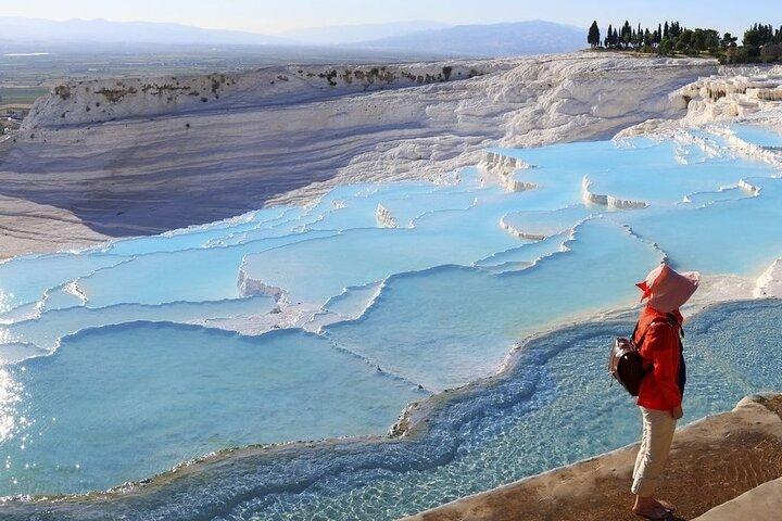 Excursion d'une journée à Pamukkale au départ d'Antalya avec déjeuner