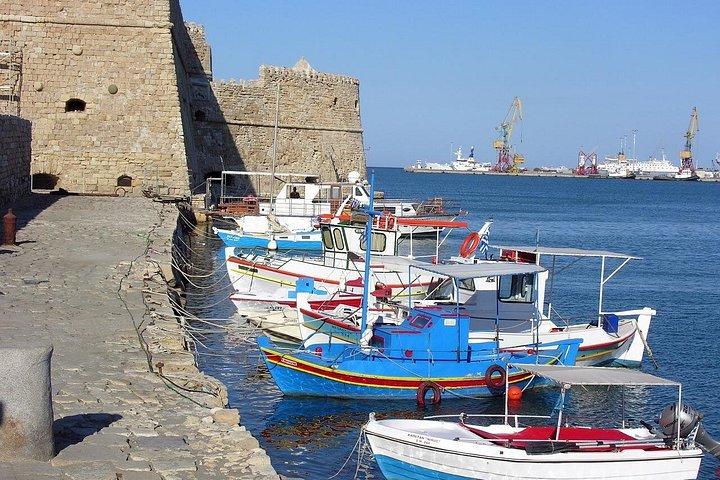 13 - デイギリシャ島ホッピング：アテネ、ミコノス島、サントリーニ島＆クレタ島