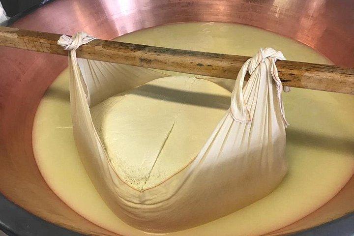 Parmigiano Käse, Parmaschinken und Balsamico