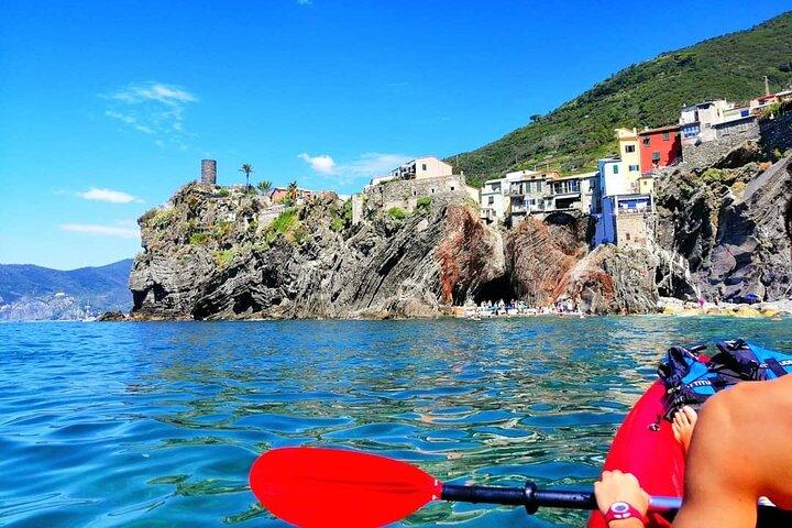 Passeio de caiaque de Monterosso a Vernazza