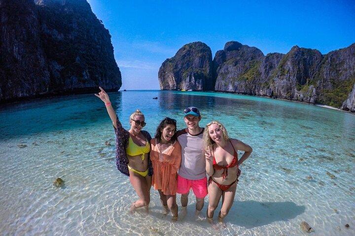 Ilhas Phi Phi & Bamboo com almoço em Speedboat ou Speed Catamaran