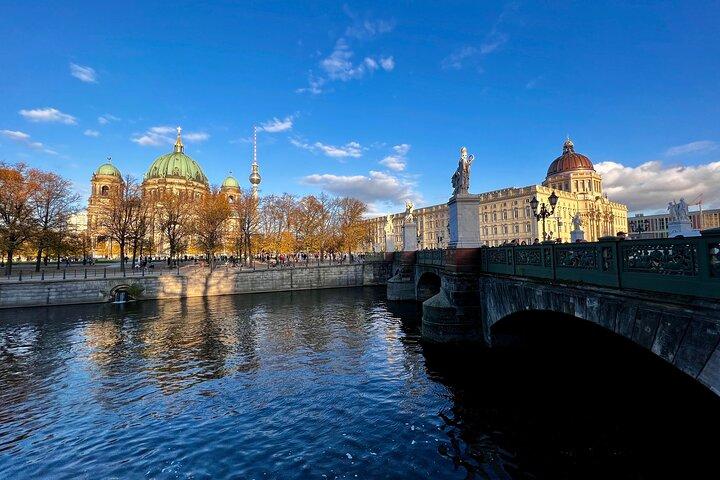 Welcome to Berlin: Group Walking Tour