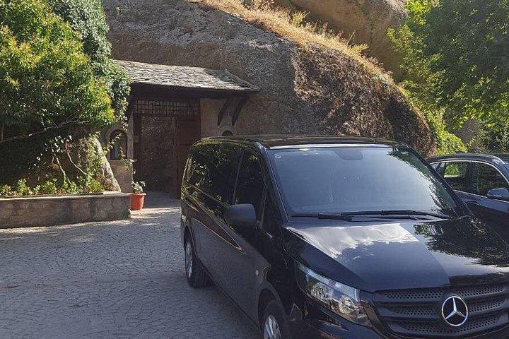 Meteora and Thermopylae Private Tour from Athens