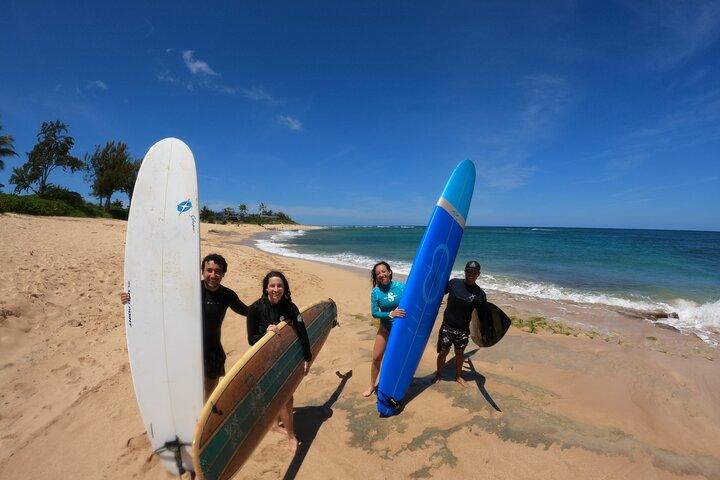 Surfles voor beginners in North Shore, Oahu