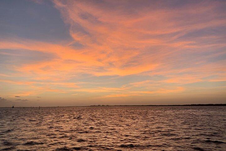 Vela ao pôr do sol no sudoeste da Flórida