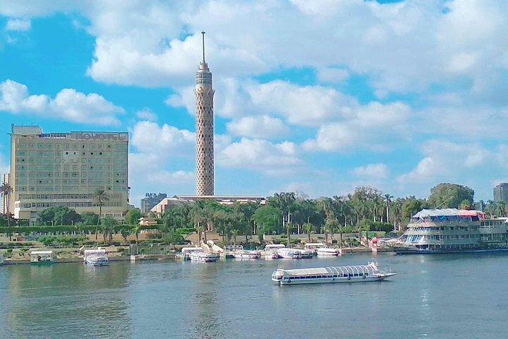 Private City Tour In Cairo By Convertible or Cabriolet Car