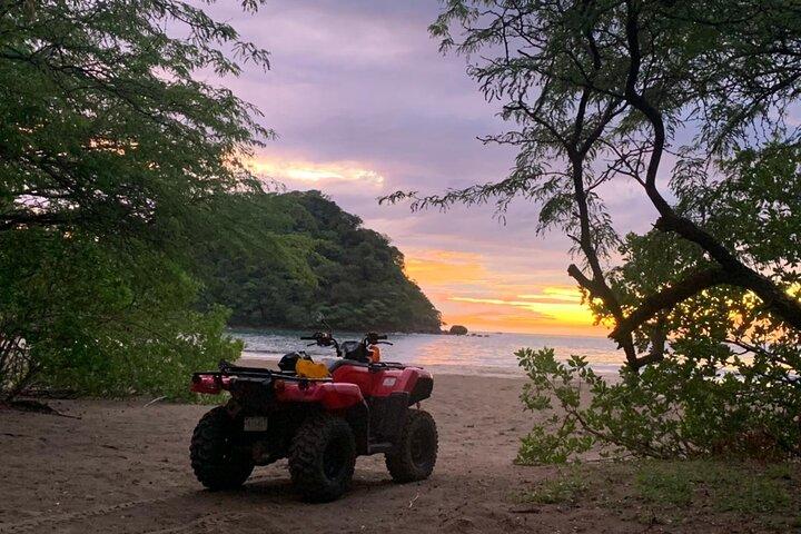 Passeio de quadriciclo e história local em Guanacaste